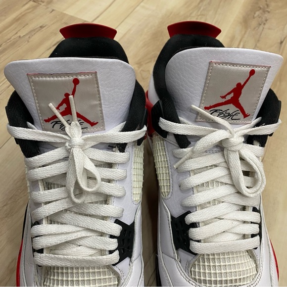 Air Jordan 4 Retro Fire Red Cements Size 13 - Picture 2 of 11